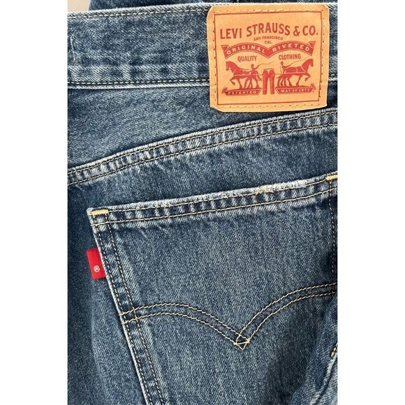 Levi’s Low Pro Straight Leg Distressed Jeans Size 6/28 - Picture 6 of 6